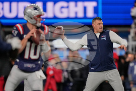 Chargers Patriots Football