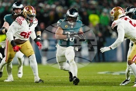 49ers Eagles Football