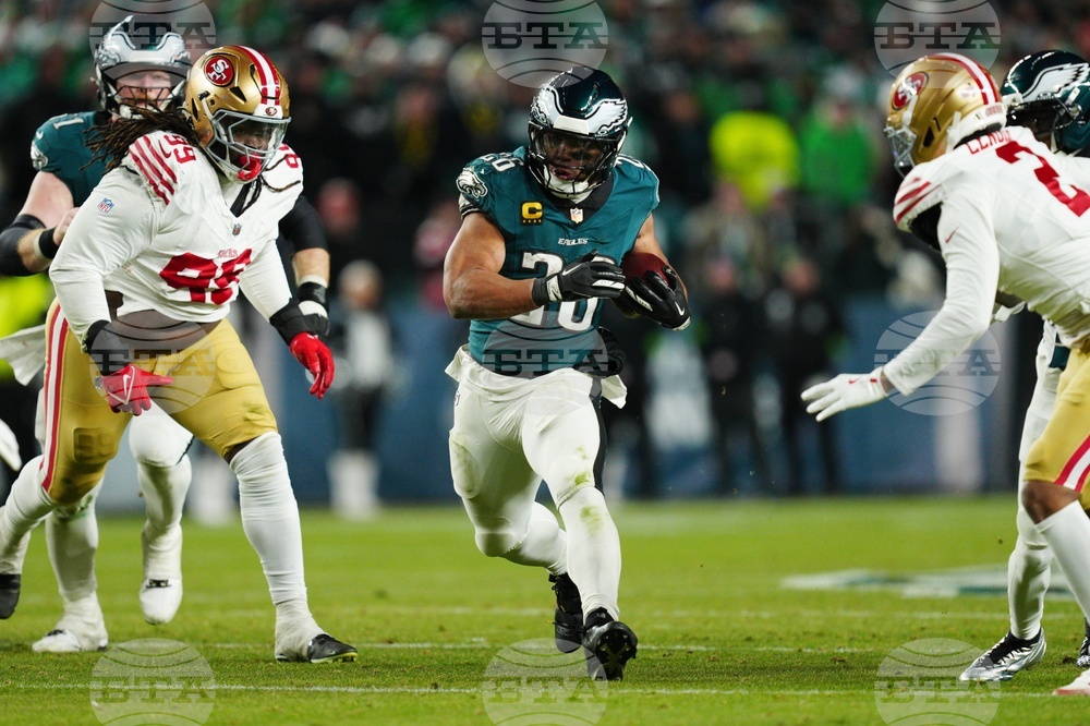 49ers Eagles Football