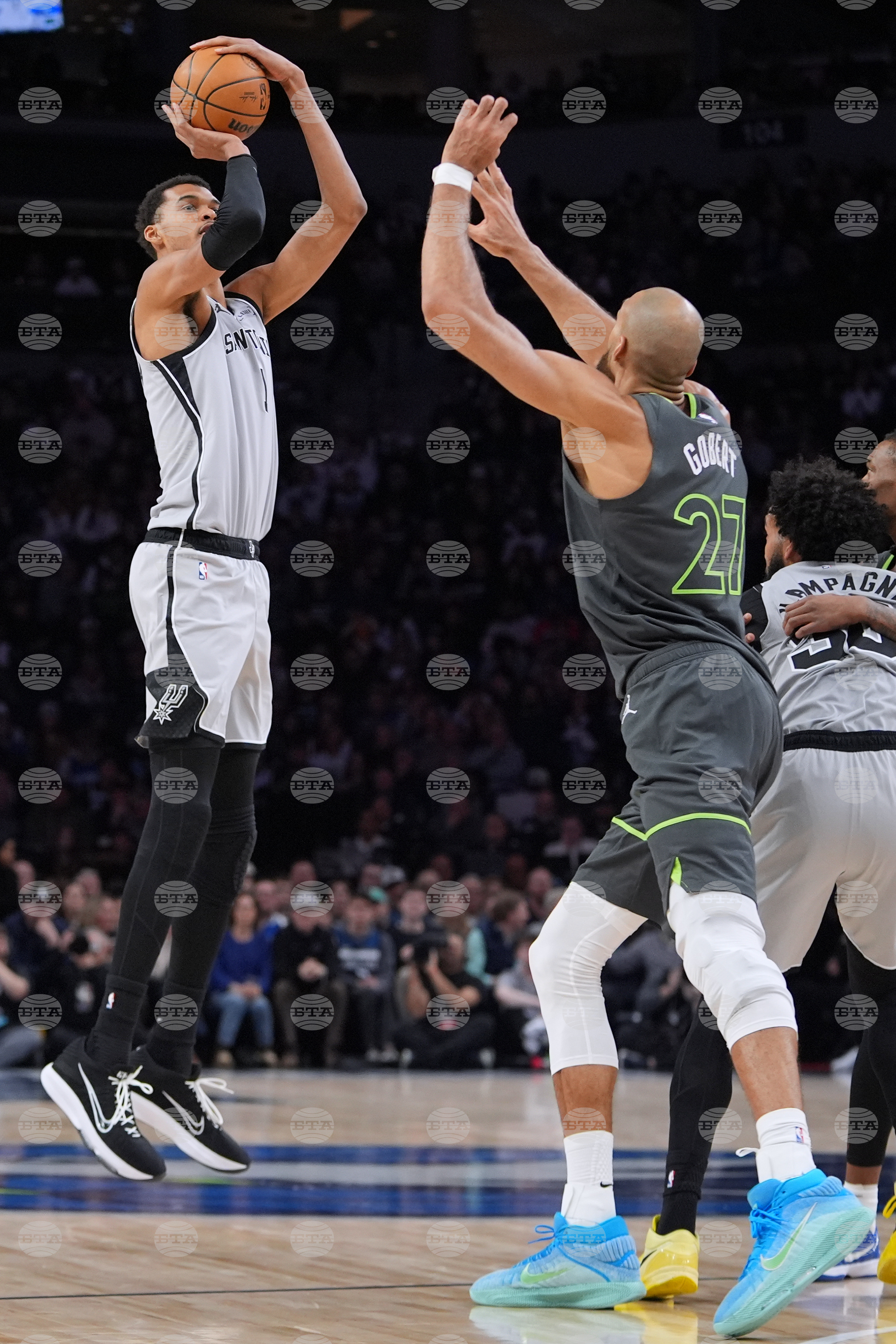 Spurs Timberwolves Basketball