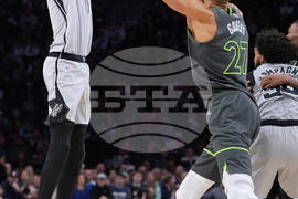 Spurs Timberwolves Basketball