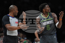 Spurs Timberwolves Basketball