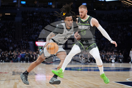 Spurs Timberwolves Basketball