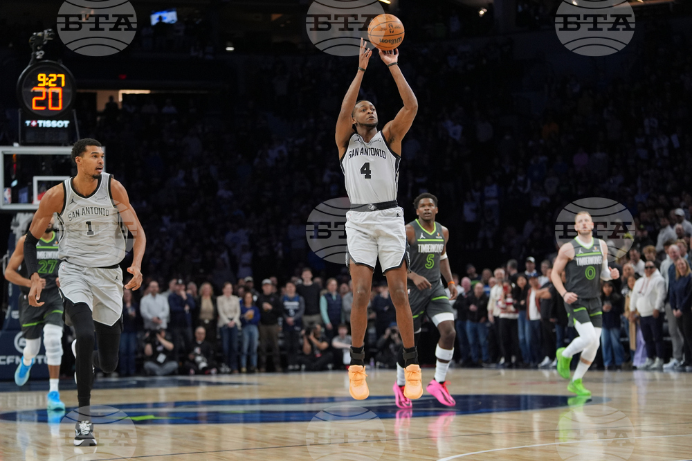 Spurs Timberwolves Basketball