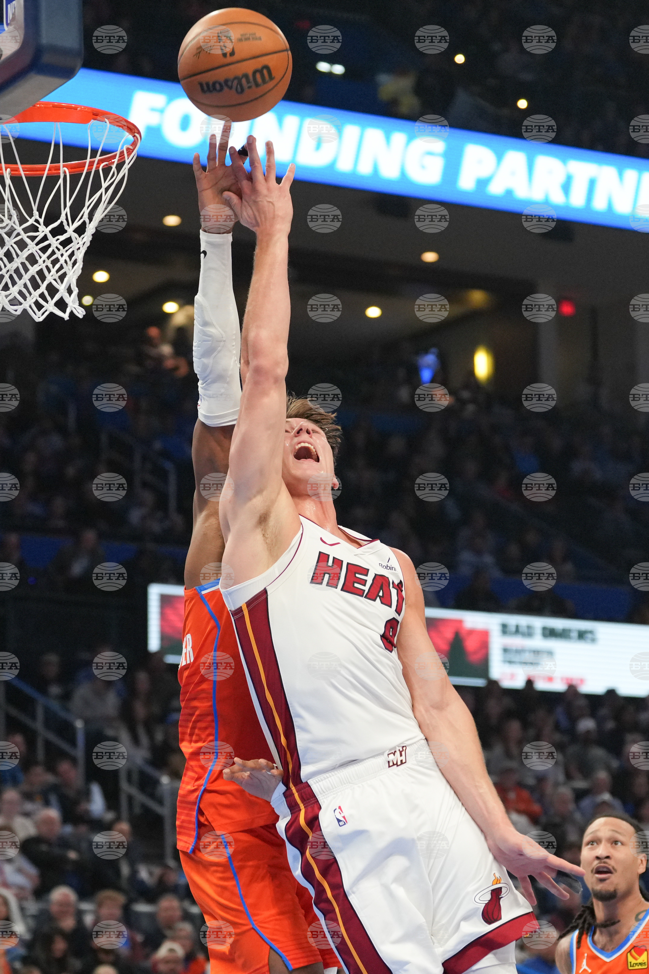 Heat Thunder Basketball