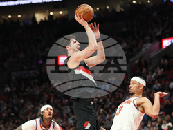Knicks Trail Blazers Basketball