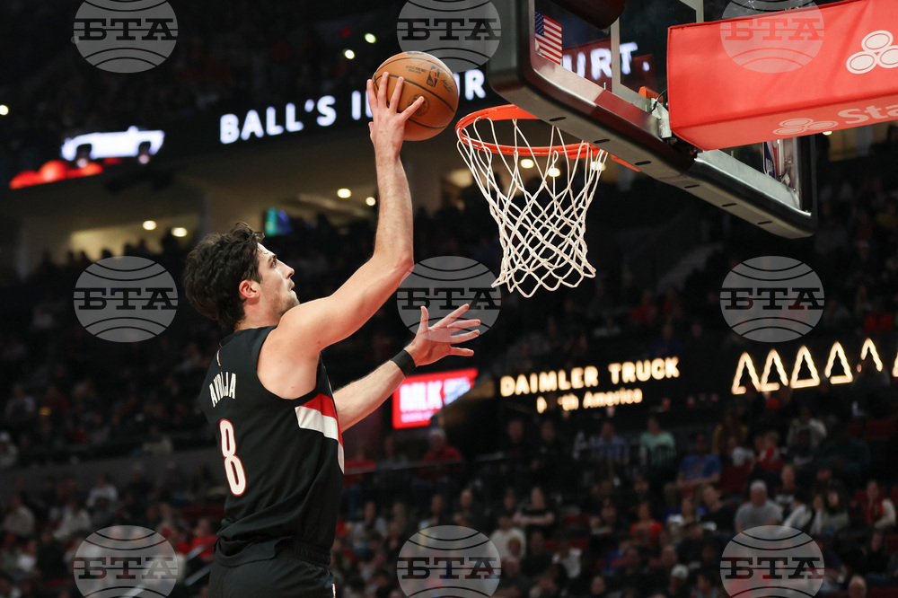 Knicks Trail Blazers Basketball