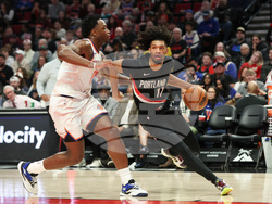 Knicks Trail Blazers Basketball
