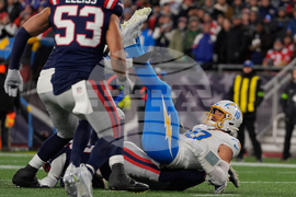 Chargers Patriots Football