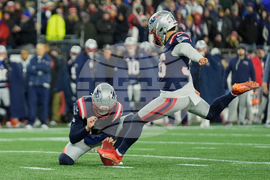 Chargers Patriots Football