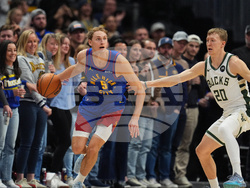 Bucks Nuggets Basketball