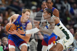 Bucks Nuggets Basketball