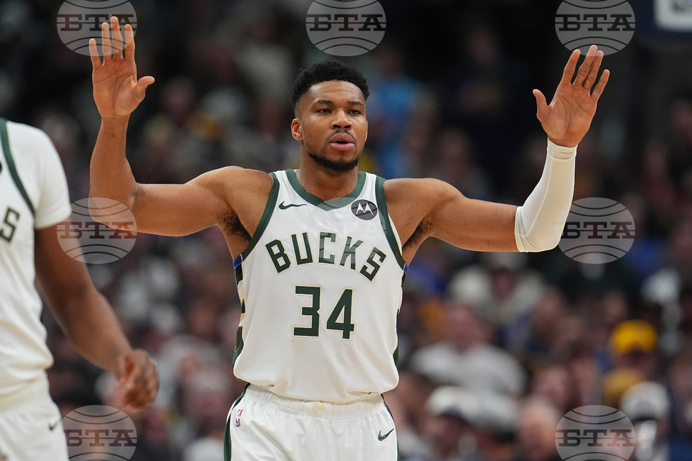 Bucks Nuggets Basketball