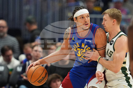 Bucks Nuggets Basketball