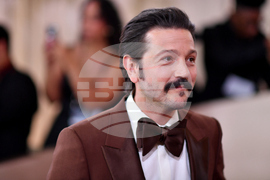 83rd Golden Globes - Arrivals