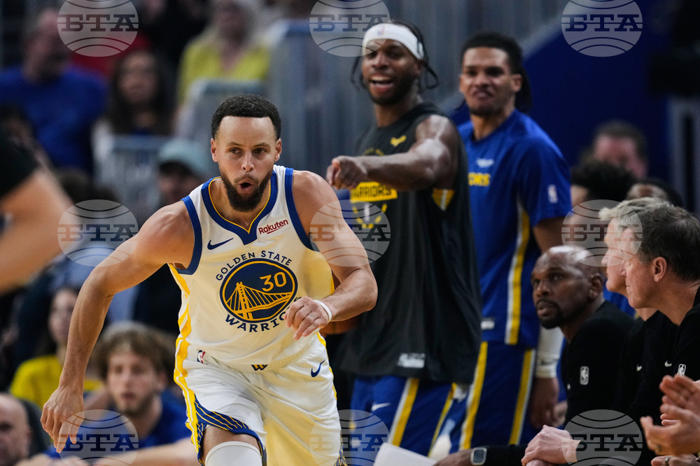 Hawks Warriors Basketball