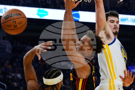 Hawks Warriors Basketball