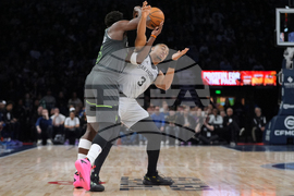 Spurs Timberwolves Basketball