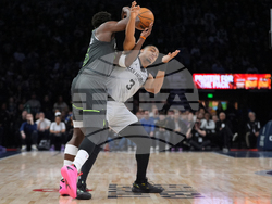 Spurs Timberwolves Basketball