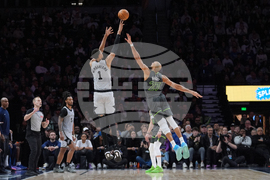 Spurs Timberwolves Basketball