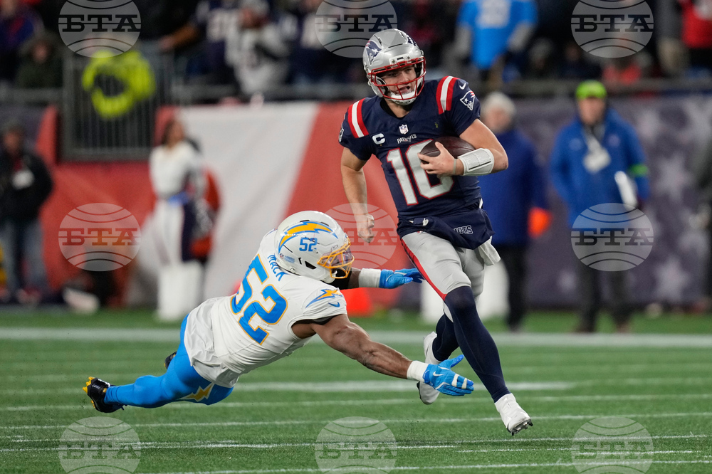 APTOPIX Chargers Patriots Football