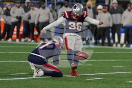 Chargers Patriots Football