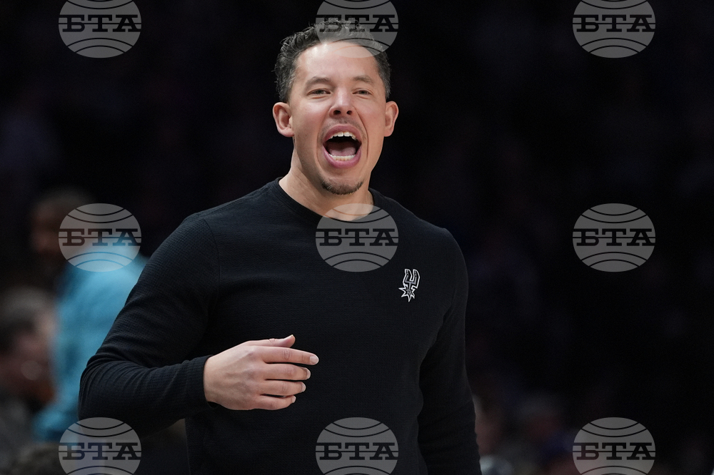 Spurs Timberwolves Basketball