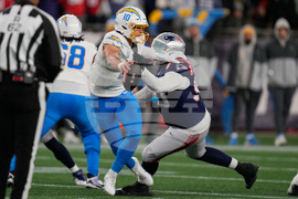 Chargers Patriots Football