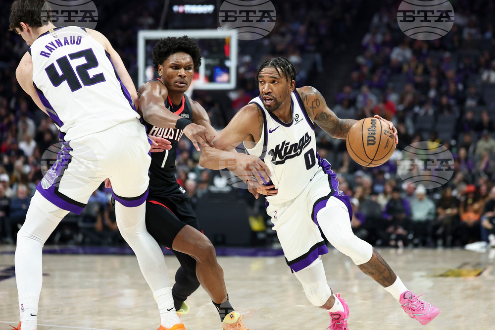 Rockets Kings Basketball