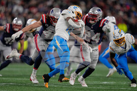 Chargers Patriots Football