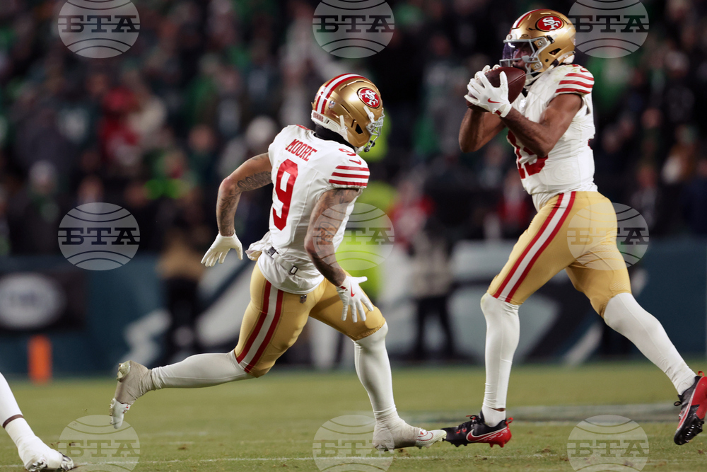 49ers Eagles Football