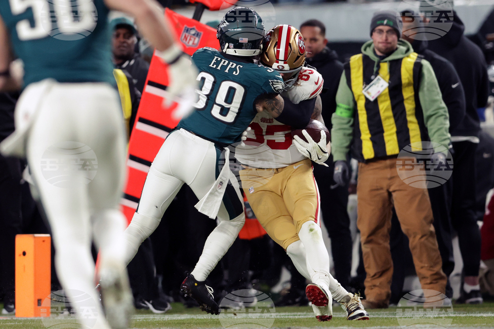 49ers Eagles Football