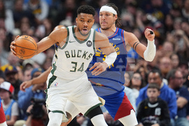 Bucks Nuggets Basketball