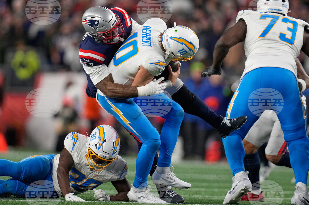 Chargers Patriots Football