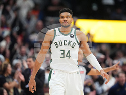Bucks Nuggets Basketball