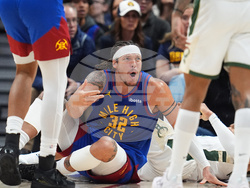 Bucks Nuggets Basketball