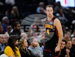 Hawks Warriors Basketball