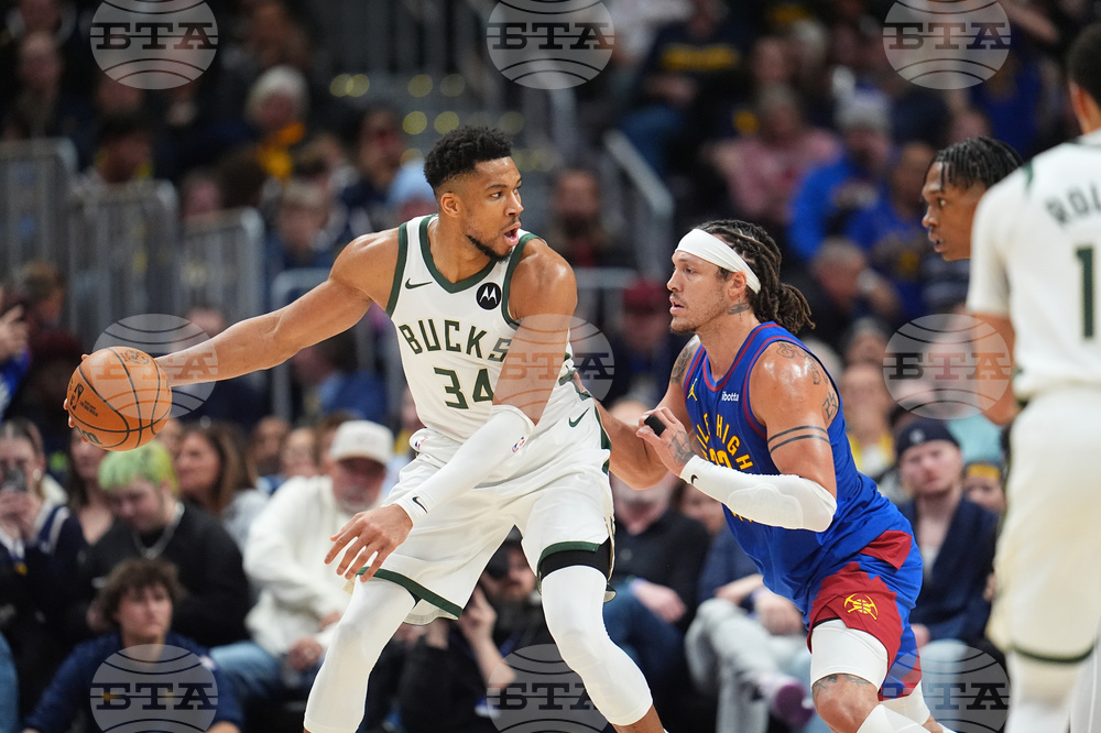 Bucks Nuggets Basketball