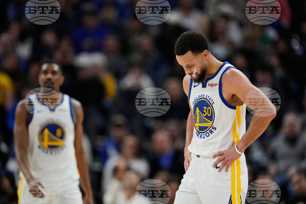 Hawks Warriors Basketball