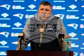 Chargers Patriots Football