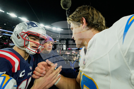 Chargers Patriots Football