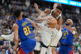 Bucks Nuggets Basketball