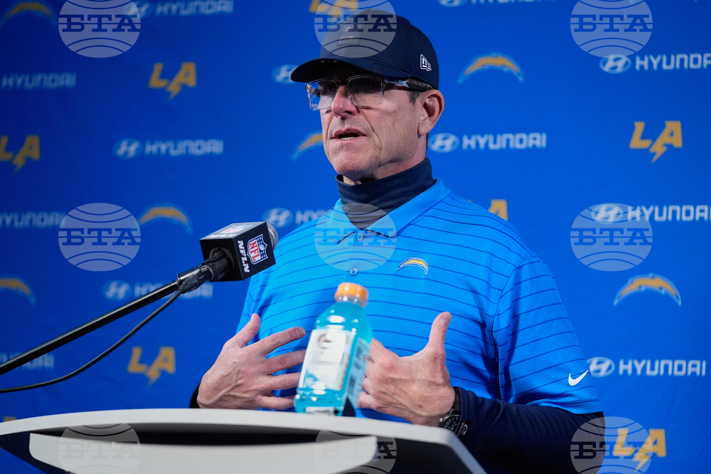 Chargers Patriots Football