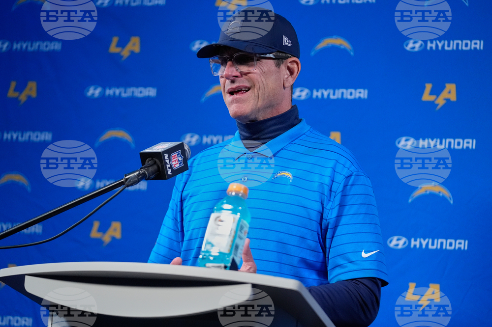 Chargers Patriots Football