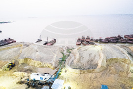 Nigeria-Dredging Dangers