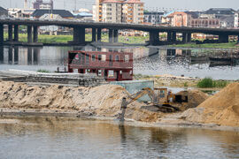 Nigeria-Dredging Dangers