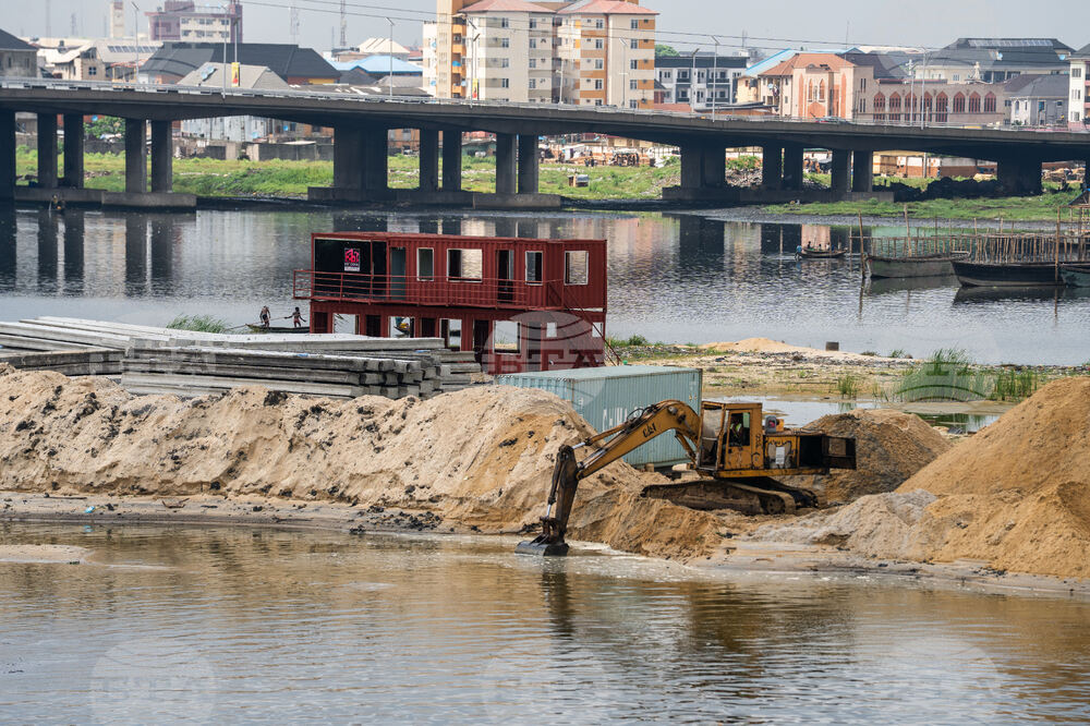 Nigeria-Dredging Dangers