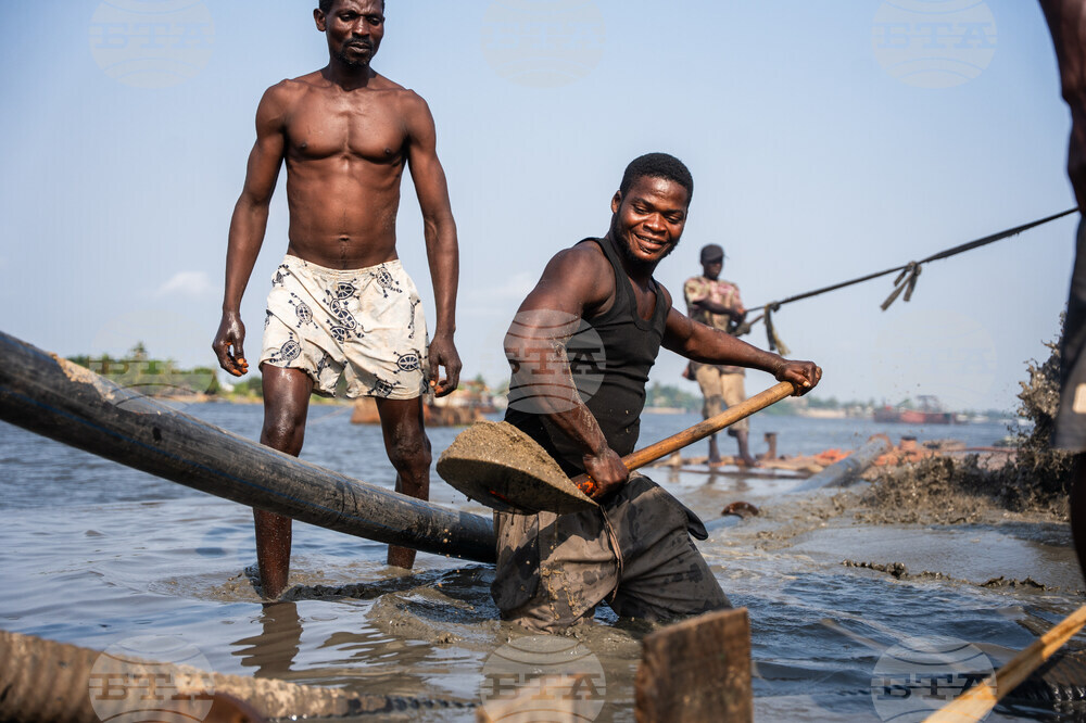 Nigeria-Dredging Dangers