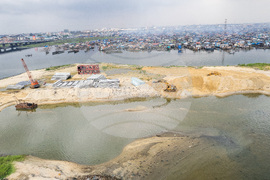 Nigeria-Dredging Dangers