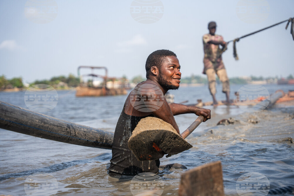 Nigeria-Dredging Dangers